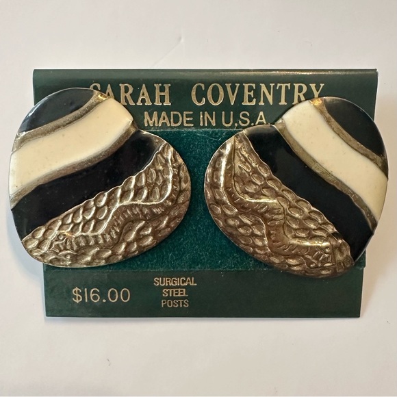 NWT Sarah Coventry Vintage Black White Enamel and Gold Tone Pierced Earrings - Picture 2 of 6
